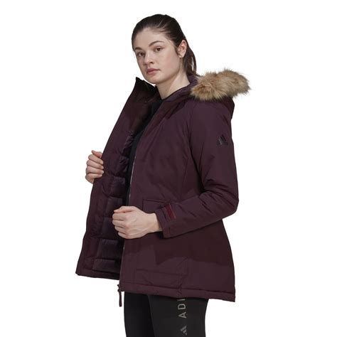 adidas daunenparka damen|adidas Women's Utilitas Hooded Parka .